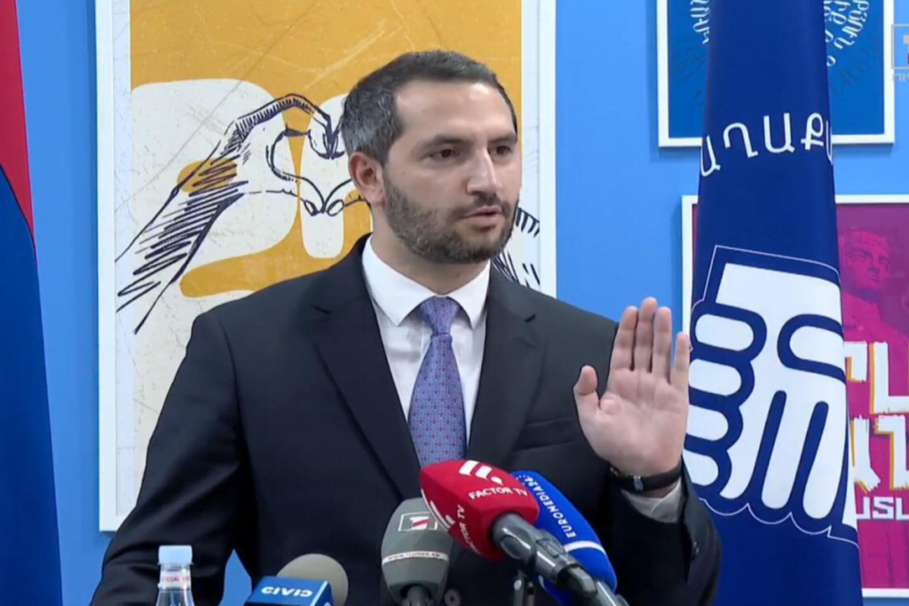 Erməni vitse-spiker: Rusiya ilə münasibələrdə iqtisadi problemlər yoxdur