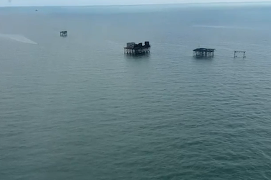 Neft Daşları yaxınlığında balıqçı dənizdə batıb, axtarışa helikopter cəlb olunub – VİDEO