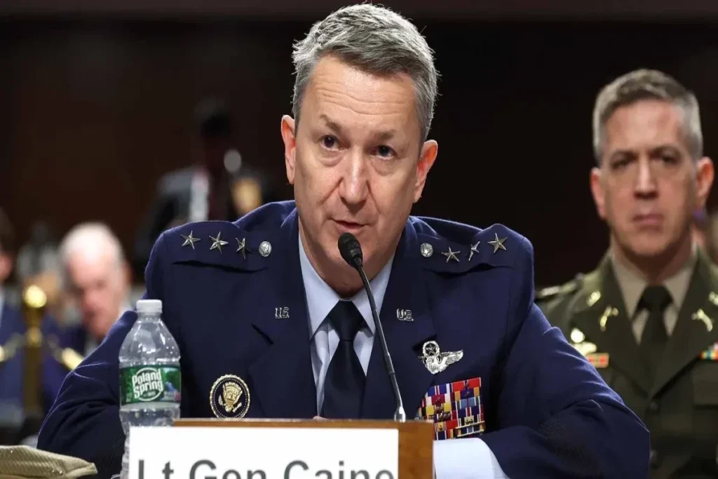 ABŞ-ın Baş Qərargah rəisi: İndiyə qədər 34 gəmi blokada ilə üzləşib və geri qayıdıb