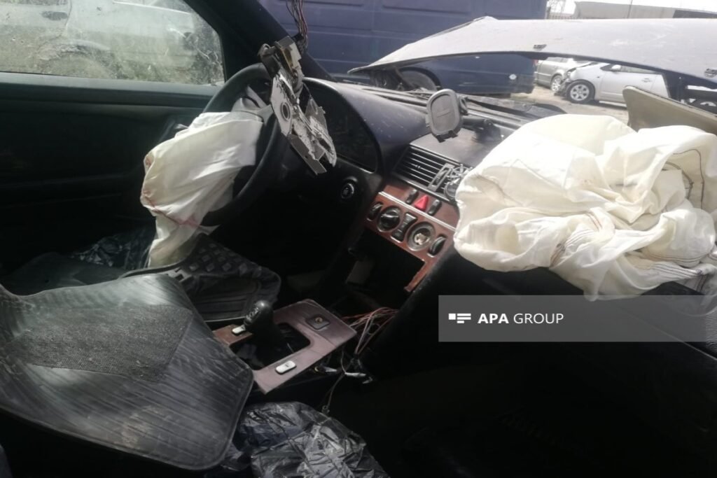 Cəlilabadda buraxılış imtahanından qayıdan şagirdlər qəzaya düşüb