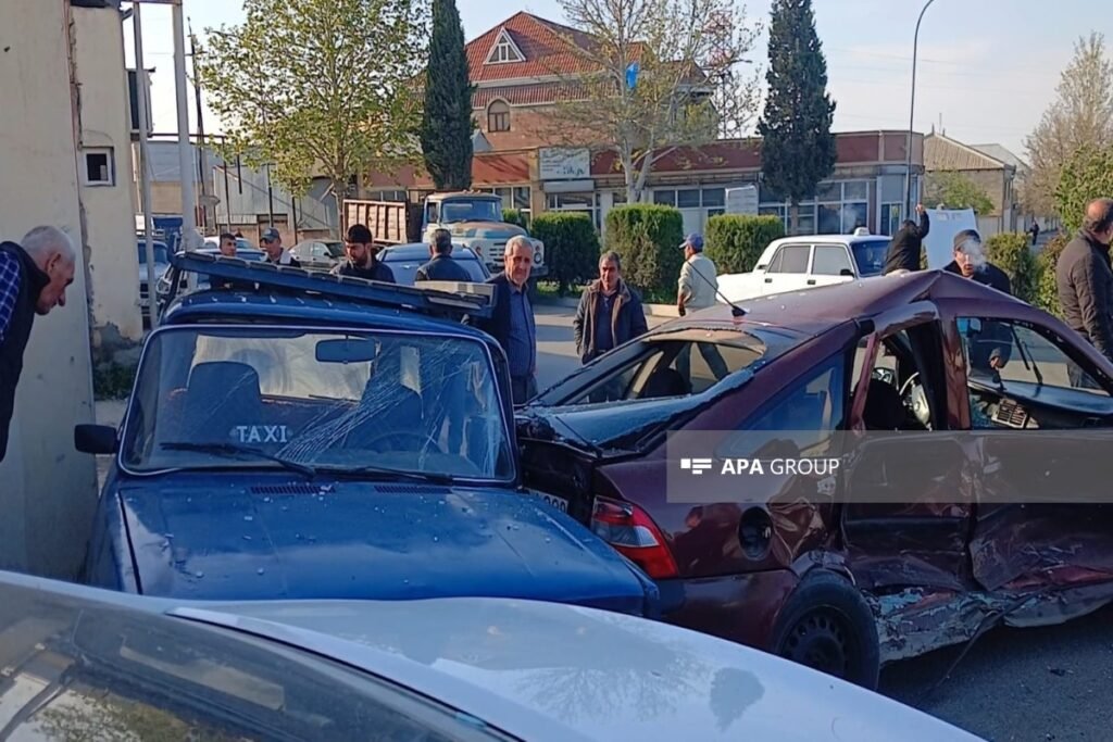 Gəncədə zəncirvari qəza olub, xəsarət alanlar var – FOTO – YENİLƏNİB