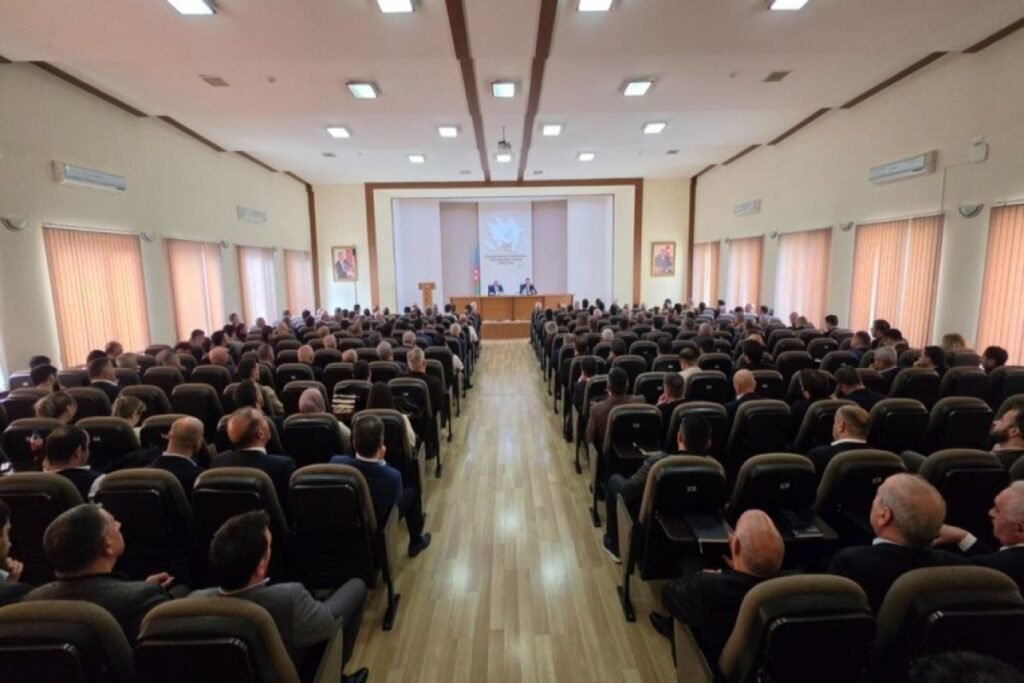 FHN-də tikinti sahəsində icazə prosedurlarının müzakirəsinə həsr olunmuş tədbir keçirilib