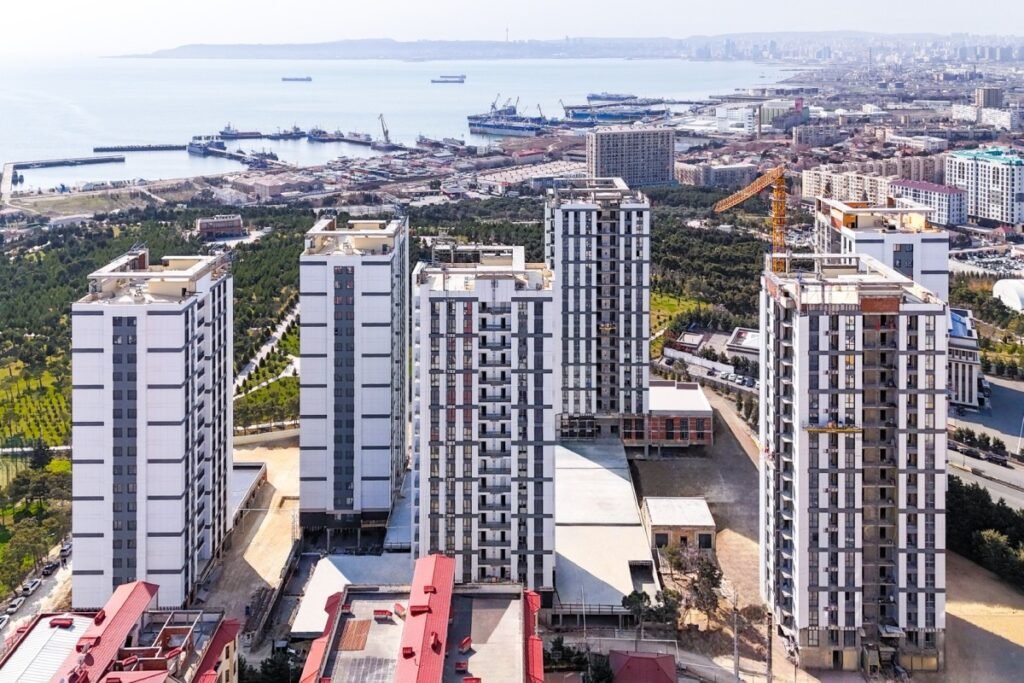 “Gənclik” parkı yanında tam təmirli mənzillər : “Highland Residence”də ipoteka ilə satışda – “Kristal”