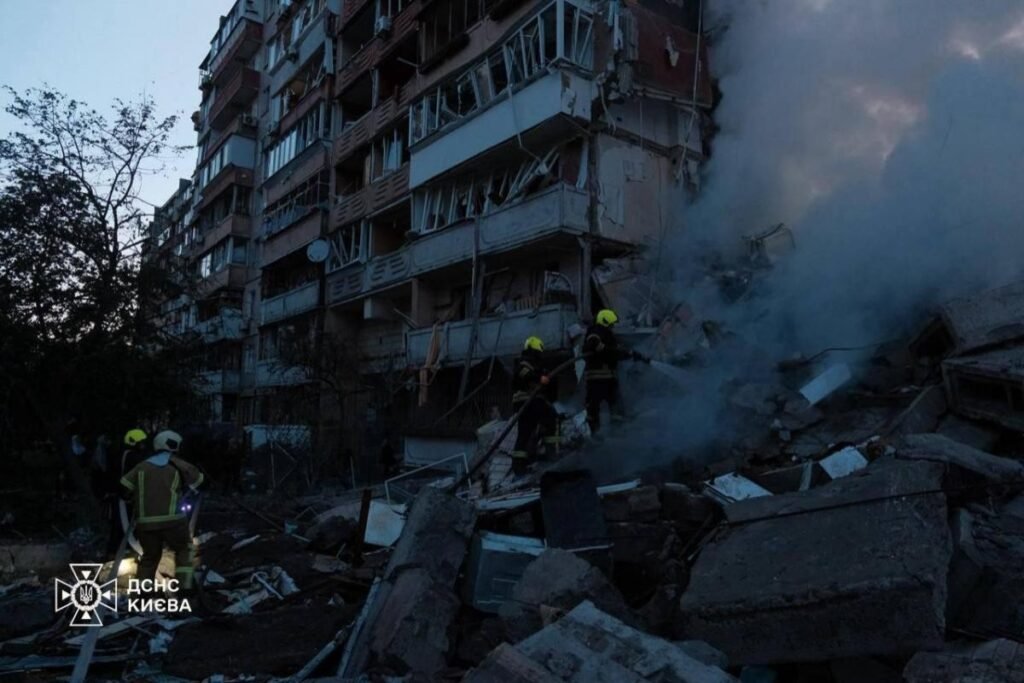 Rusiyanın Kiyevə zərbəsi nəticəsində ölənlərin sayı 12-yə çatıb, 57 yaralı var – YENİLƏNİB-1