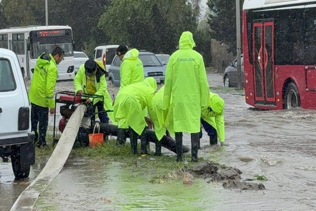 Bakıda intensiv yağışların nəticələri aradan qaldırılır – FOTOLENT