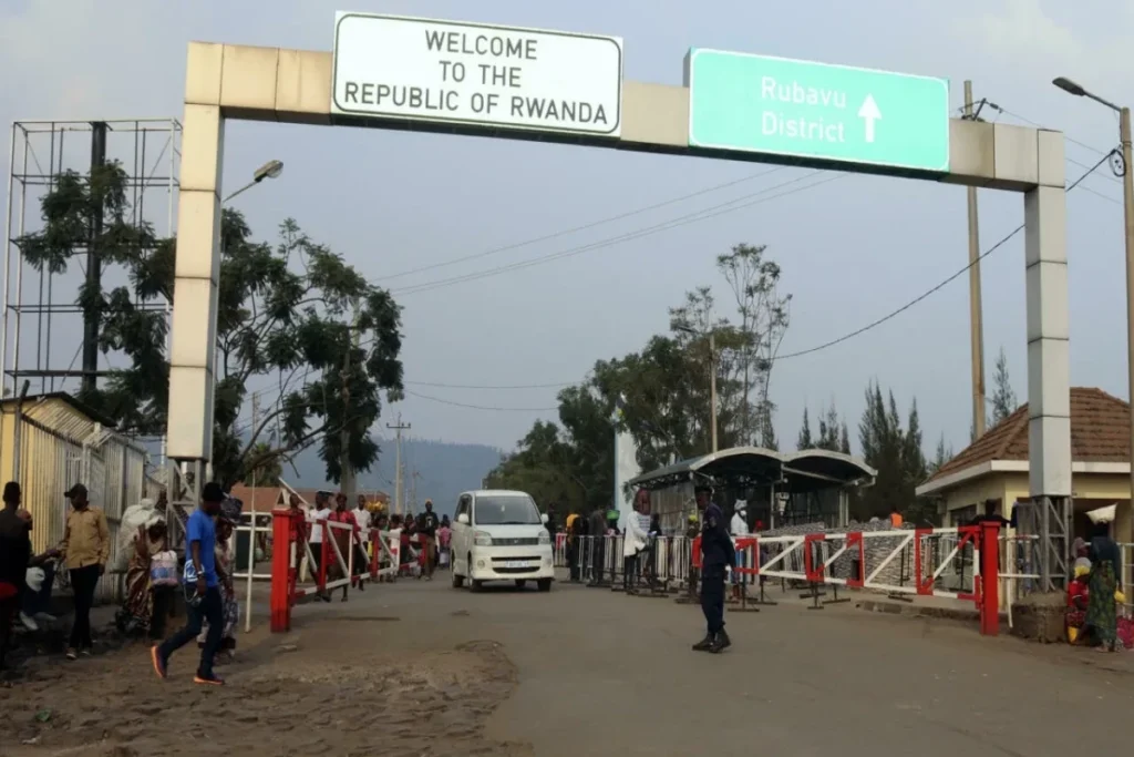 Ruanda Ebola səbəbindən Konqo ilə sərhədi bağlayıb
