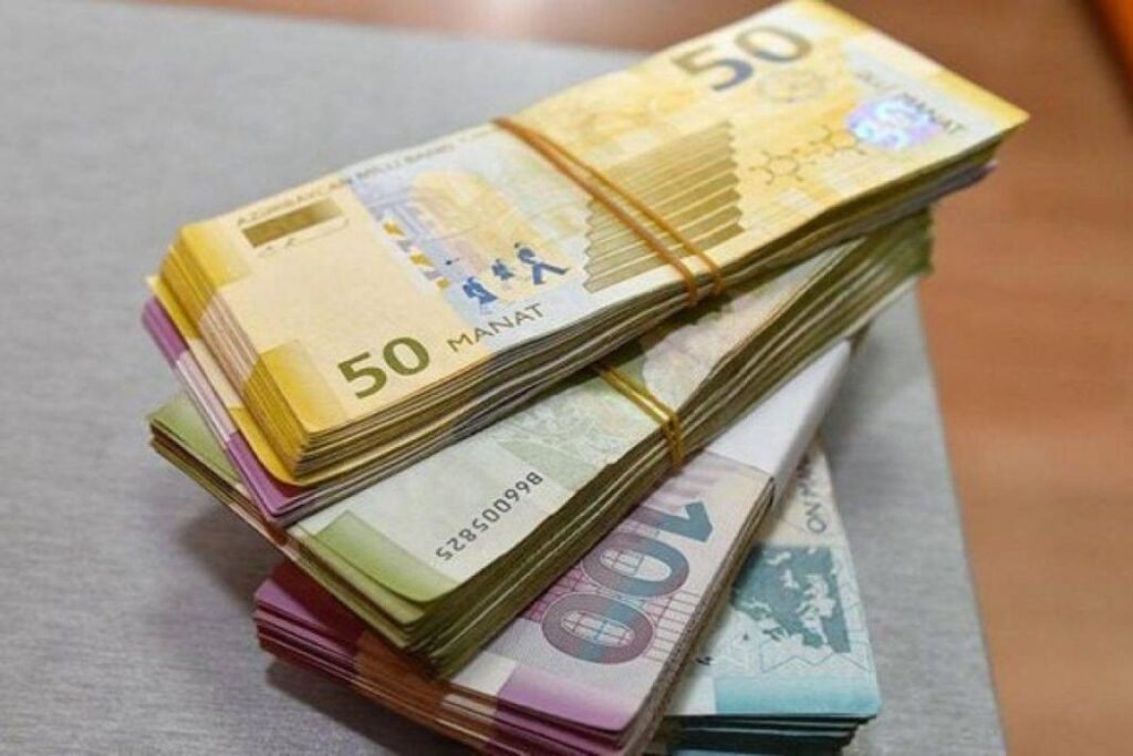 Azərbaycanda orta aylıq əməkhaqqı 7%-ə yaxın artıb