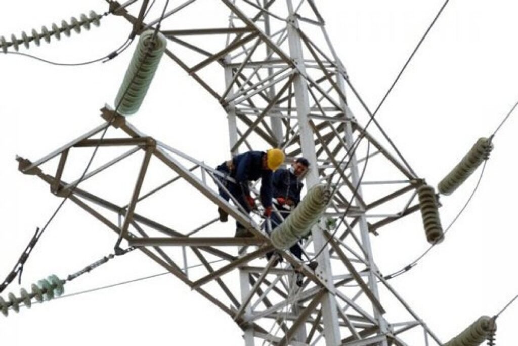 Ölkənin bir sıra rayonlarında elektrik enerjisinin verilişində fasilələr yaranacaq