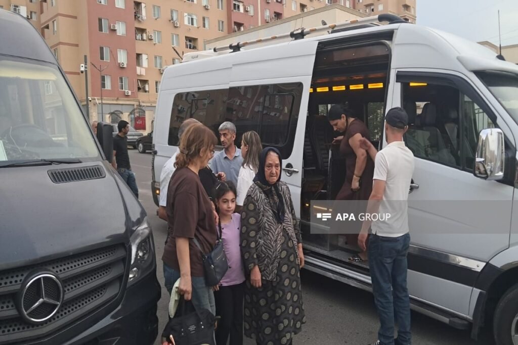 Növbəti köç karvanı Xankəndiyə çatıb, açarlar təqdim olunub – FOTO – YENİLƏNİB-1