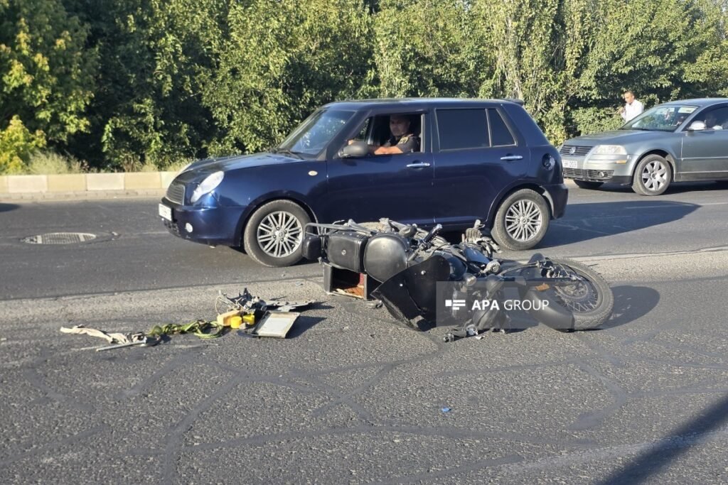 Naxçıvanda “Chevrolet” iki motosikletlə toqquşub, 3 nəfər xəsarət alıb – FOTO