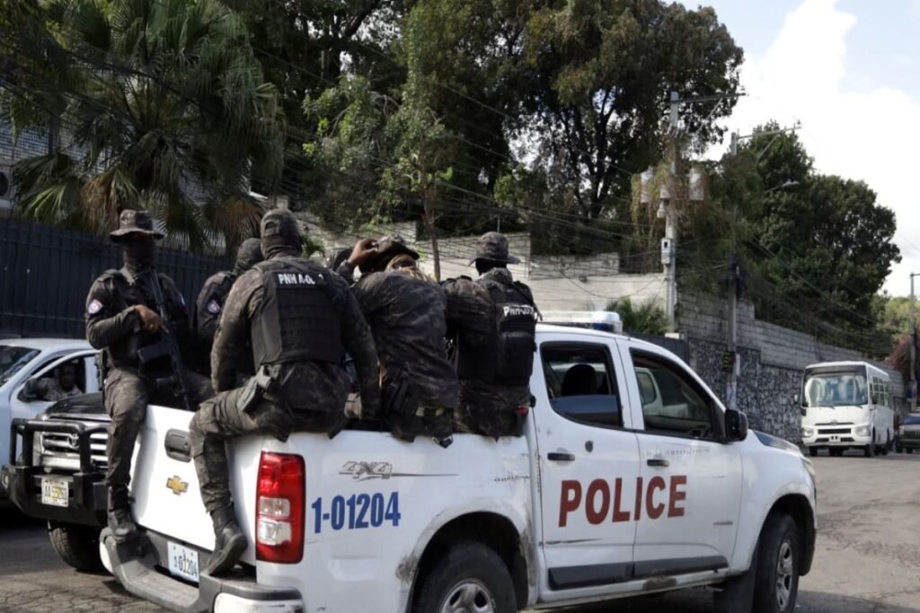 Haitidə silahlı dəstənin hücumu nəticəsində 42 nəfər ölüb