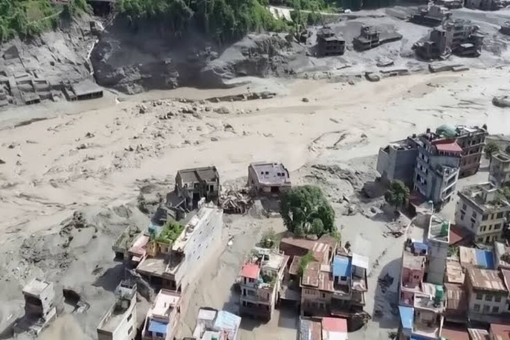 Nepalda daşqınlarda ölənlərin sayı 332-ə çatıb, 900-dən çox insan itkin düşüb – YENİLƏNİB-5