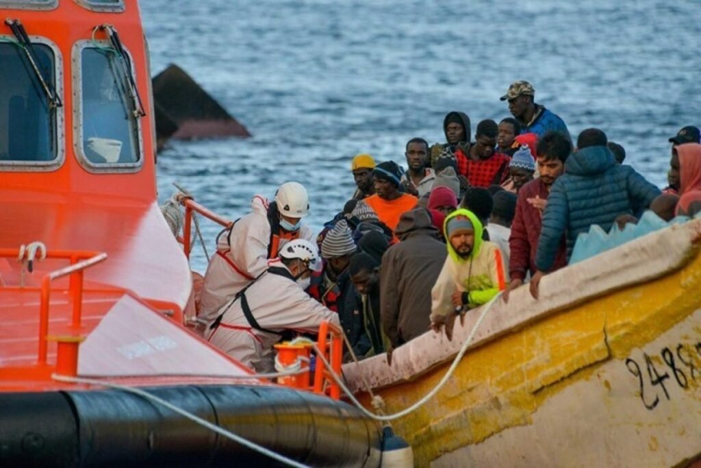 Kanar adaları sahillərində təxminən 80 miqrant ölüb