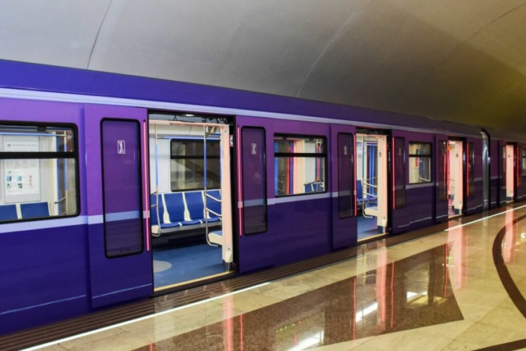 Bakı metrosunda qatarların hərəkətində problem aradan qaldırılıb – YENİLƏNİB