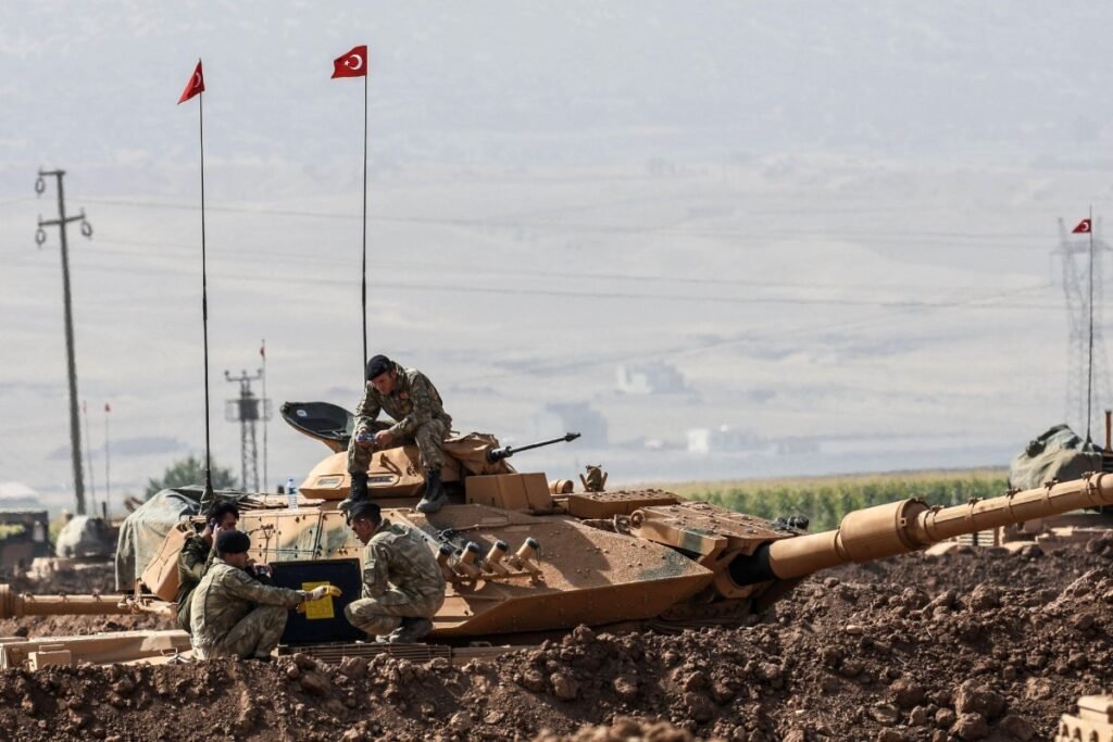 Türkiyə Mosul yaxınlığındakı hərbi bazanı mərhələli şəkildə İraqa təhvil verəcək