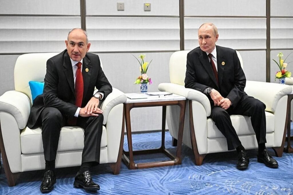 Paşinyan Putinlə Ermənistan-Rusiya münasibətlərini müzakirə edib