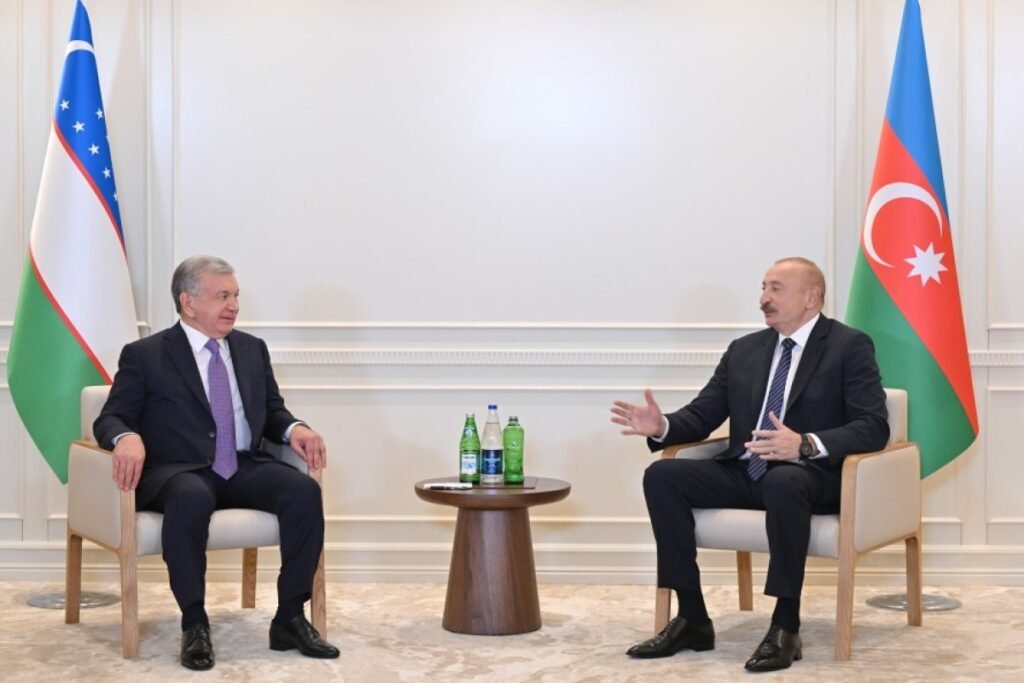 Prezident İlham Əliyev Özbəkistan Prezidenti ilə görüşüb – YENİLƏNİB