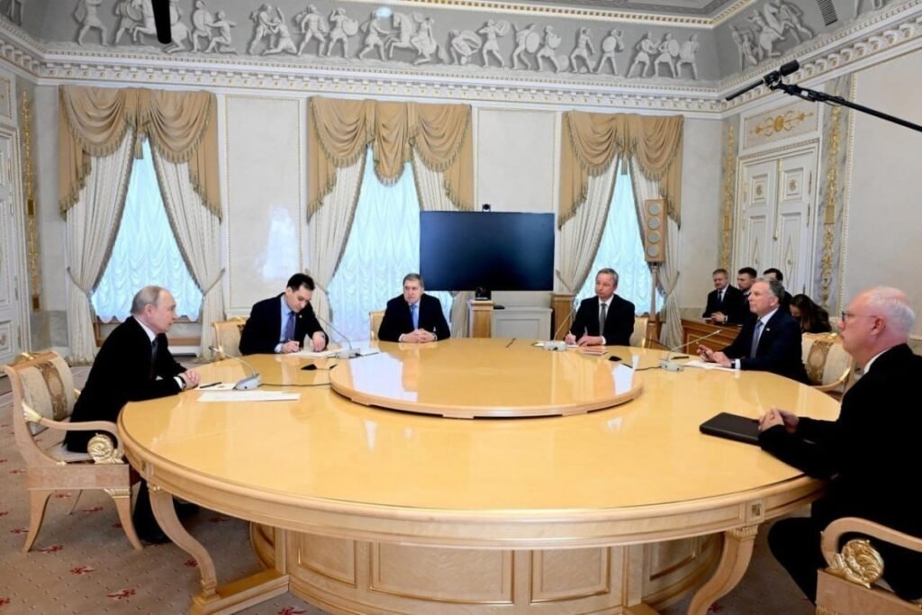 Kreml: Putin Uitkoffa Rusiyanın noyabrda ABŞ və Ukrayna ilə danışıqlara hazır olduğunu bildirib – YENİLƏNİB